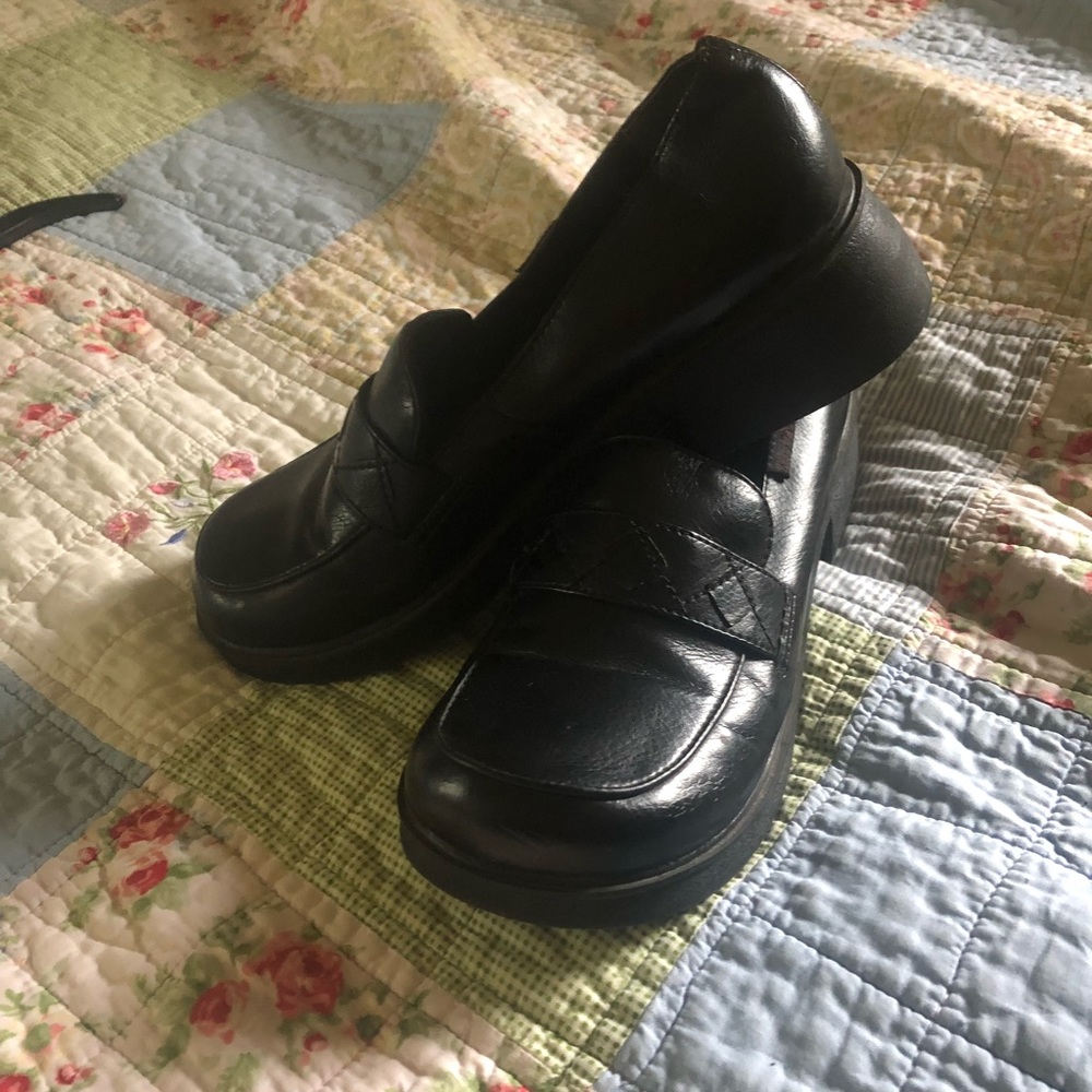 MUDD Platform Shoes Black Size 8